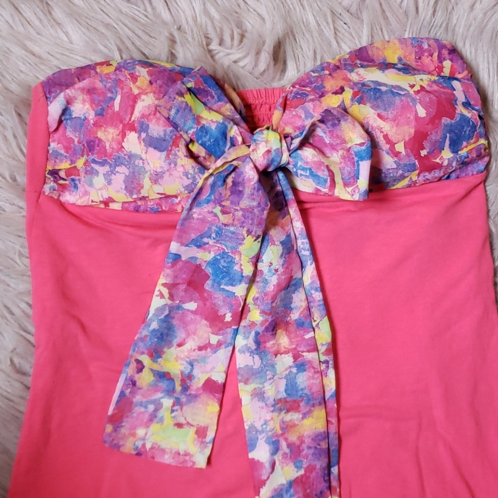 Summery Pink Strapless Top